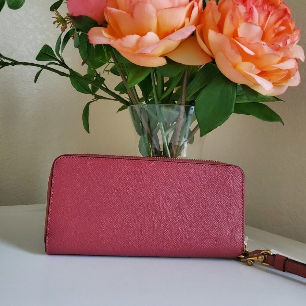 Coach Wallet - Picture 2 of 8